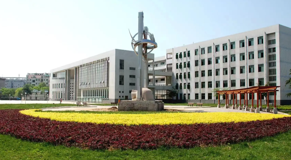 2025年安徽工業(yè)職業(yè)技術(shù)學院成人高考/函授（高起專）專科學歷招生簡章及報名指南一覽-圖2