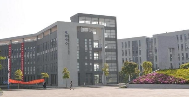 2025年安徽廣播影視職業技術學院高職單招/分類考試線下培訓班——推薦安徽單招網雙師教育/上岸率高！-圖2