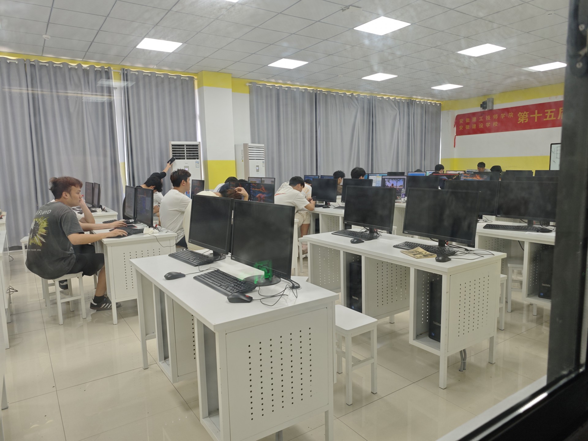 2025年安徽考不上高中上什么學校好？公辦安徽建工技師學院（可升學+可入伍）-圖1